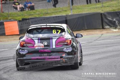 BP040819-DSC 0393-1800