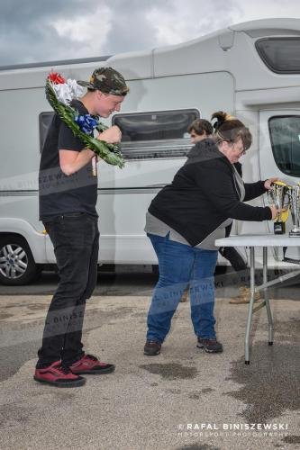 BP160619-DSC 7844-1800