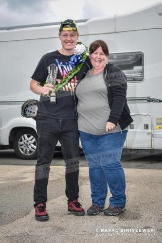 BP160619-DSC 7848-1800